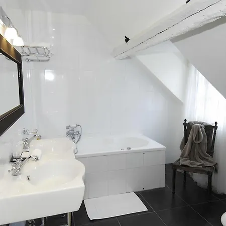 Relais Du Silence De La Source 3*